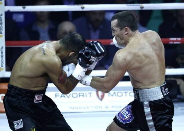 Denis Lebedev Victor Emilio Ramirez