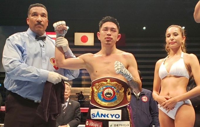 Kazuto-Ioka-con-victoria-ante-Cintron
