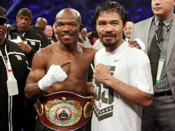 Tim-Bradley-Manny-Pacquiao