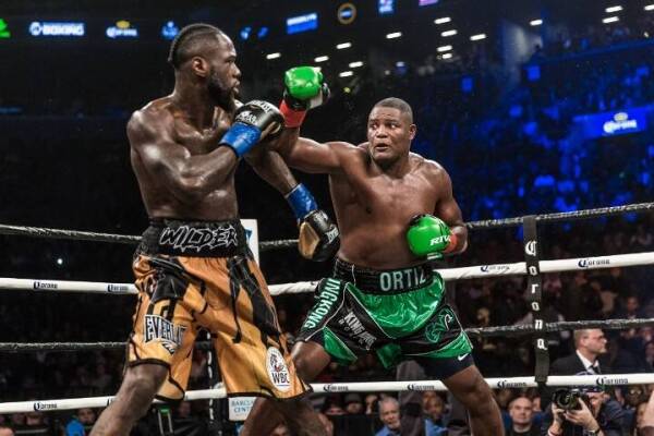wilder-ortiz-fight (69)